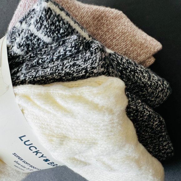 LUCKY BRAND 4 Pair Women's Super Soft Boot Socks NWT - Picture 4 of 7